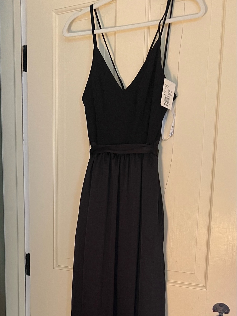 Women's Black V-Neck Sleeveless Maxi Dress with Thin Straps